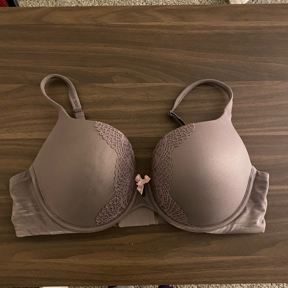 Body By Victoria 38 Perfect Shape Padded Bra